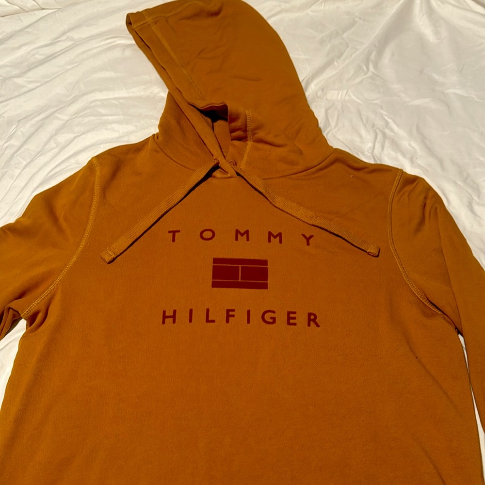 Tommy Hilfiger sweatshirt sz small